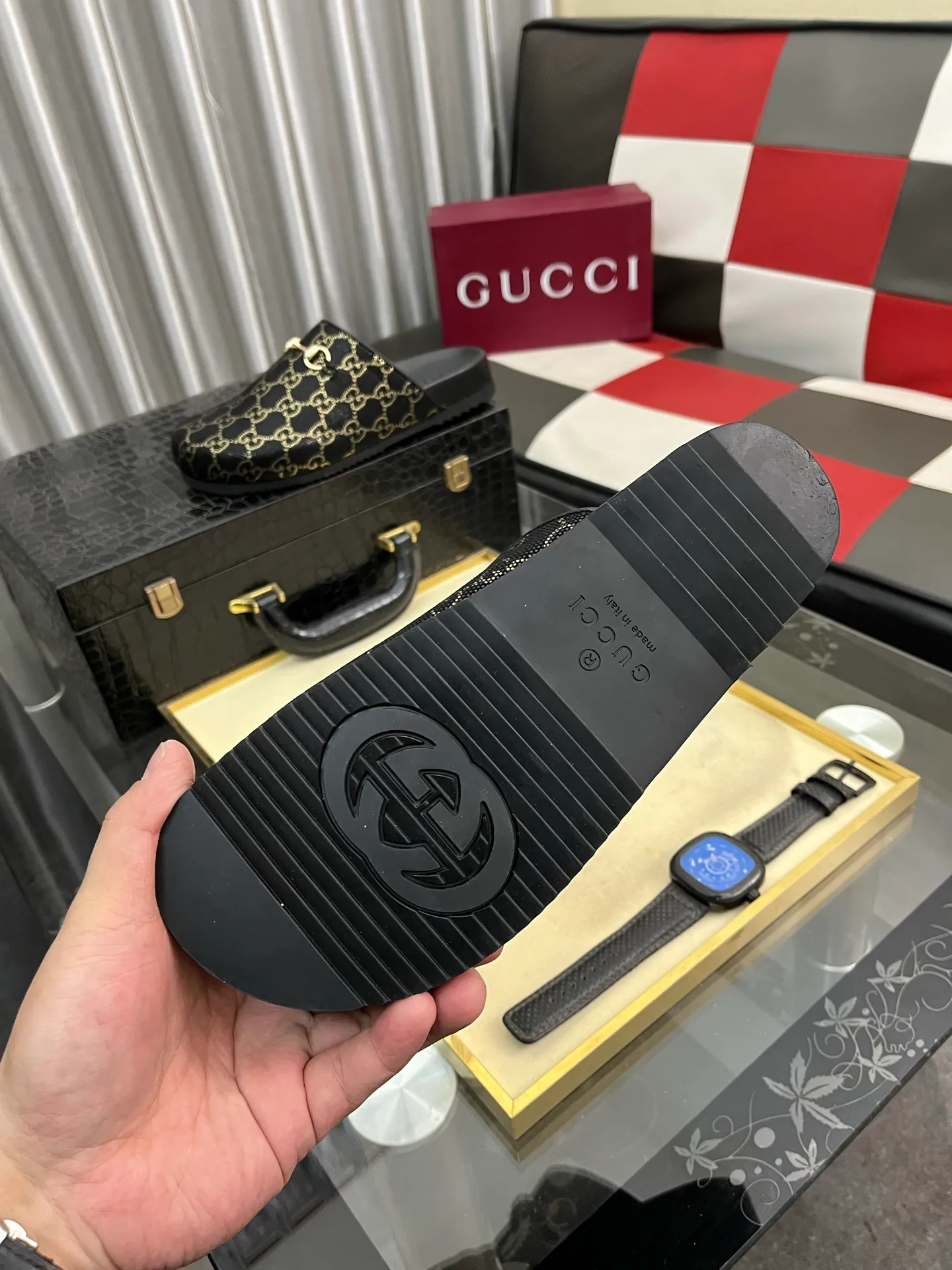 Ex-factory price: 420⌚️⌚️[Gucci] 2025 new season half-slip men's shoes, made of Italian imported first-layer frosted cowhide➕sheepskin lining, original hardware buckle, original combination wear-resistant outsole, real shot 🎬 Very comfortable on the feet, size 38-44